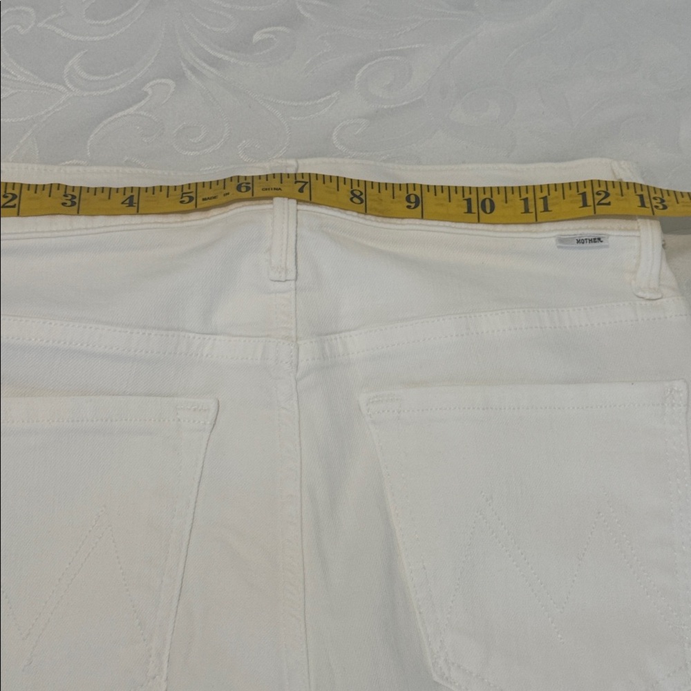 Mother Hi-Waist Capri Jeans. Ladies 26 - Picture 12 of 16